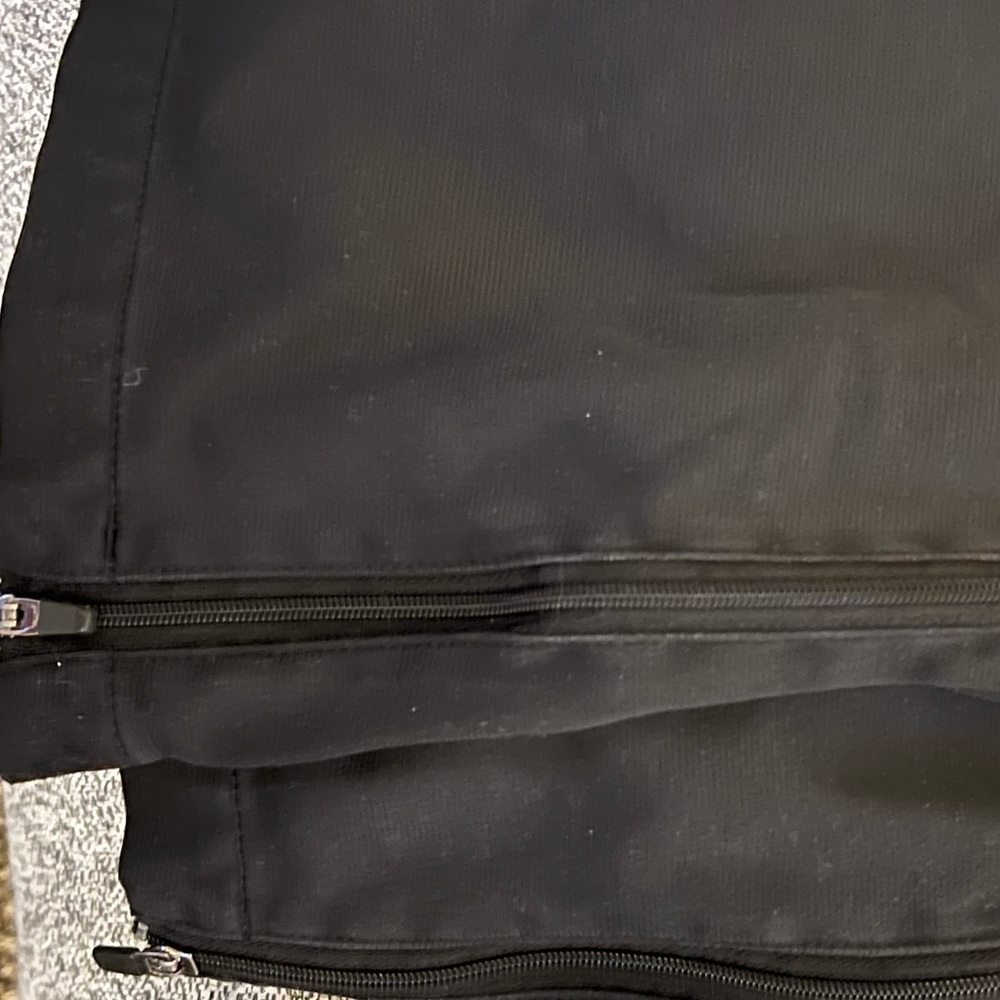 ASICS Sweatpants - Picture 2 of 3